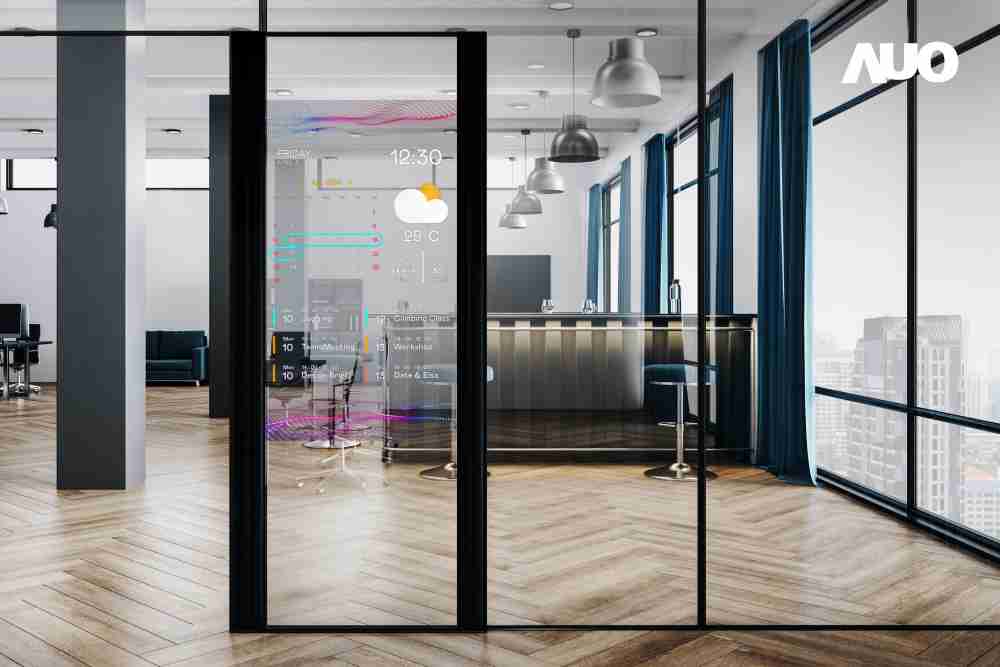 60吋Micro LED透明窗屏显示器，，，可依需求调整并延伸应用于不同场域，，包括汽车侧窗或家庭玄关、、、智慧橱窗、、、商业展示等面向，，，提供丰富的信息娱乐内容