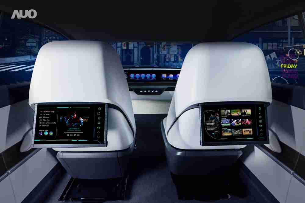 银河集团新一代Smart Cockpit 2024，，，以Micro LED先进显示技术优势，，，创建〝可卷式后座娱乐显示器〞，，，仅在互动时才显示出所需画面及信息，，，扩充更丰富的娱乐和交互信息服务，，，，获国际奖项荣耀